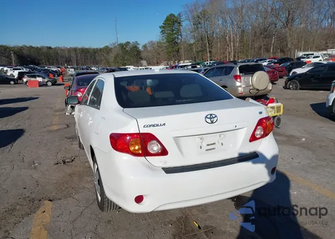 2010 Toyota Corolla Le z USA, uszkodzony, nr VIN 2T1BU4EE2AC534357